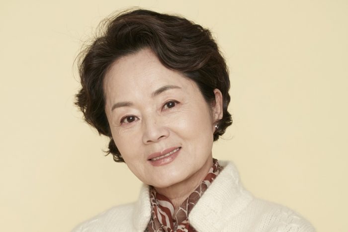 Aktris Senior Kim Young Ae Meninggal Dunia