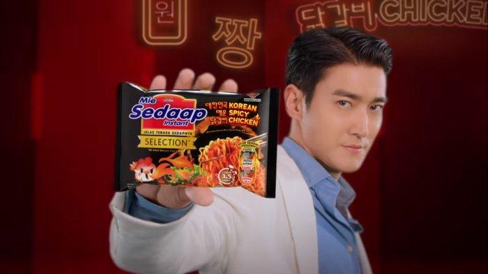 siwon-mie-sedaap-korean-spicy-chicken-salam-korea